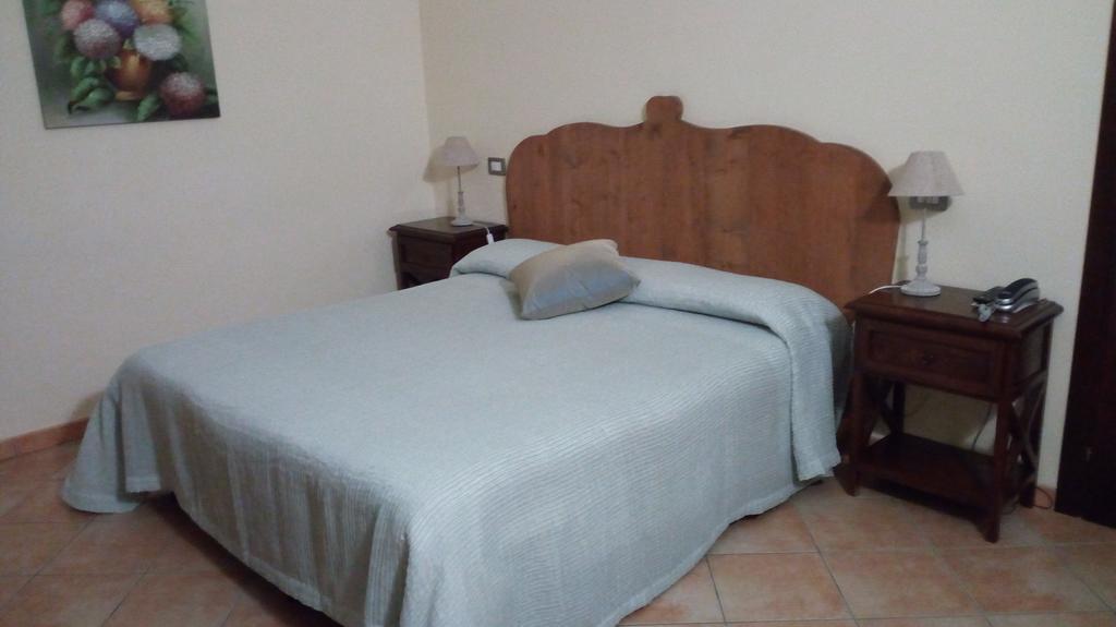 Residence Hotel La Commenda Montefiascone Dış mekan fotoğraf